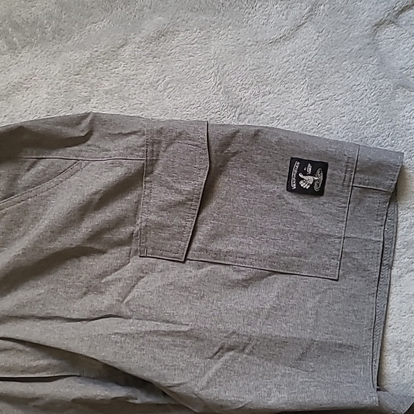 Lot of 2 hybrid short Size 32 Vans, Gotcha - Picture 4 of 7